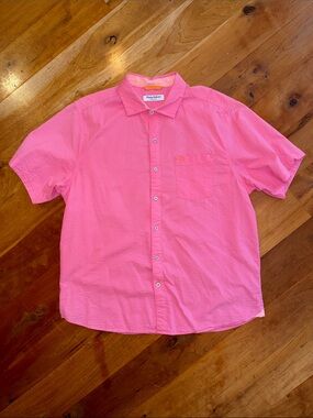 Tommy Bahama Nova Wave Pink Casual Button Down Shirt